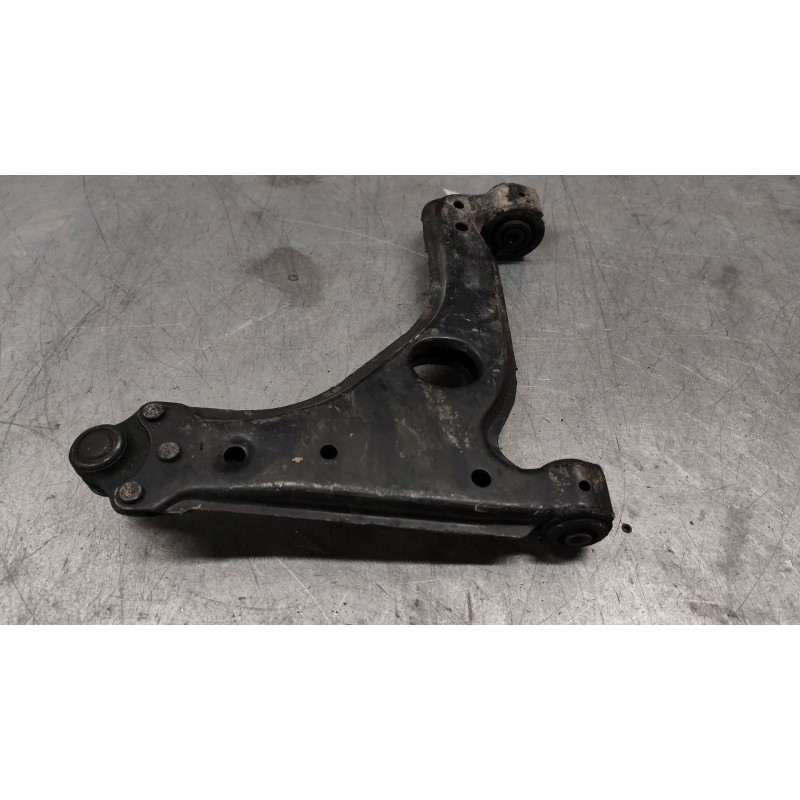 Recambio de brazo suspension inferior delantero izquierdo para opel vectra b berlina básico referencia OEM IAM 2