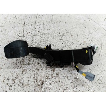 PEDAL EMBRAGUE 