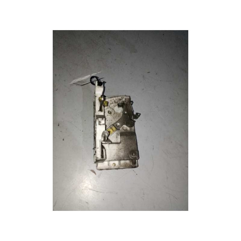 Recambio de cerradura puerta delantera izquierda para iveco eurocargo tector 3.9 diesel referencia OEM IAM - Blanco 2