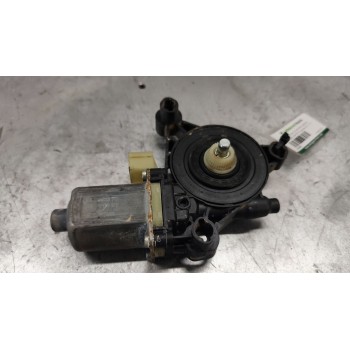 MOTOR ELEVALUNAS DELANTERO DERECHO 0130822705 