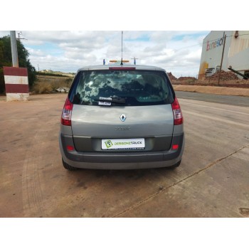 renault scenic ii del año 2004