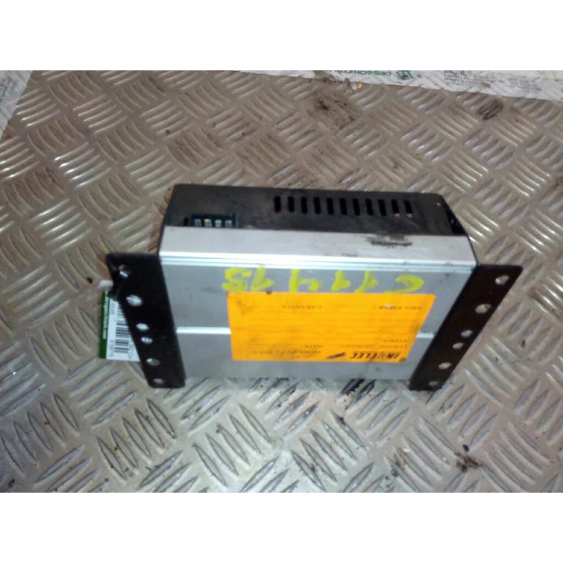 Recambio de modulo electronico para volvo fh 12 2002  fsa xlow 4x2 corto referencia OEM IAM 8156775  CENTRALITA RADIO MEMORY - Azul 2