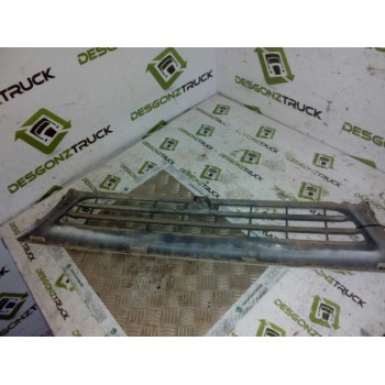 Recambio de rejilla delantera central para isuzu npr npr 77 g referencia OEM IAM   