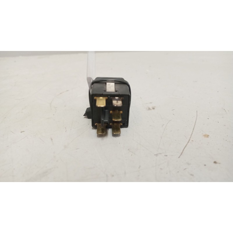 Recambio de interruptor para daf serie xf105.460 12.9 diesel referencia OEM IAM 1435604 - Blanco 2