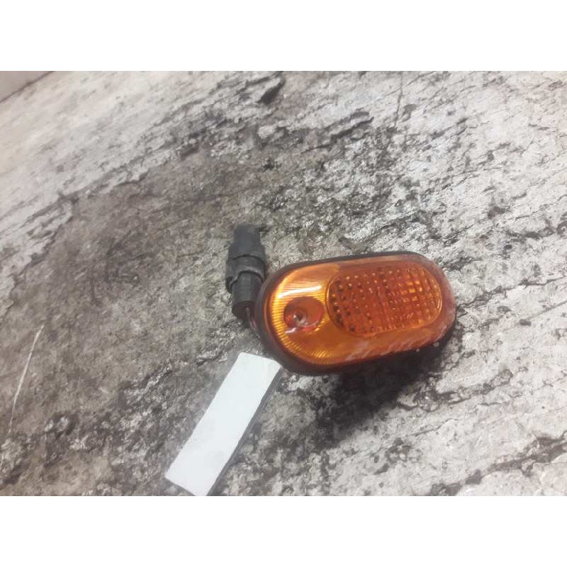 Recambio de piloto lateral izquierdo para mitsubishi galloper (hyundai) 2.5 tdi exceed confort (5-ptas.) referencia OEM IAM  2 P - Verde