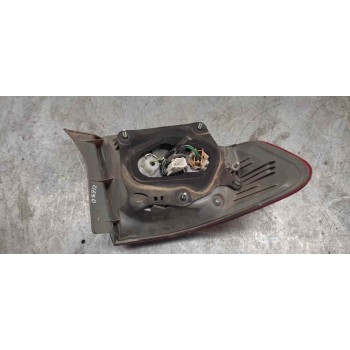 Recambio de piloto trasero derecho para toyota corolla (e15) high referencia OEM IAM   
