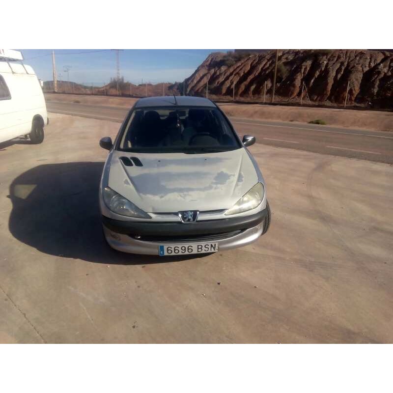 PEUGEOT 206 BERLINA