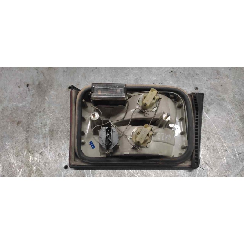 Recambio de piloto trasero izquierdo interior para bmw serie 5 berlina (e34) 525tds referencia OEM IAM 2