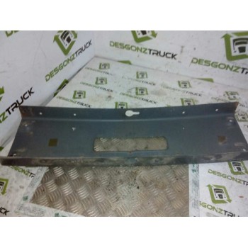 Recambio de paragolpes delantero para nissan trucks l80.09 l80.14 referencia OEM IAM  PARTE CENTRAL 