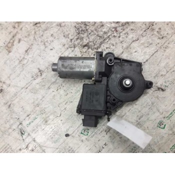 Recambio de motor elevalunas trasero derecho para opel vectra b berlina básico (1999) referencia OEM IAM 0130821794  