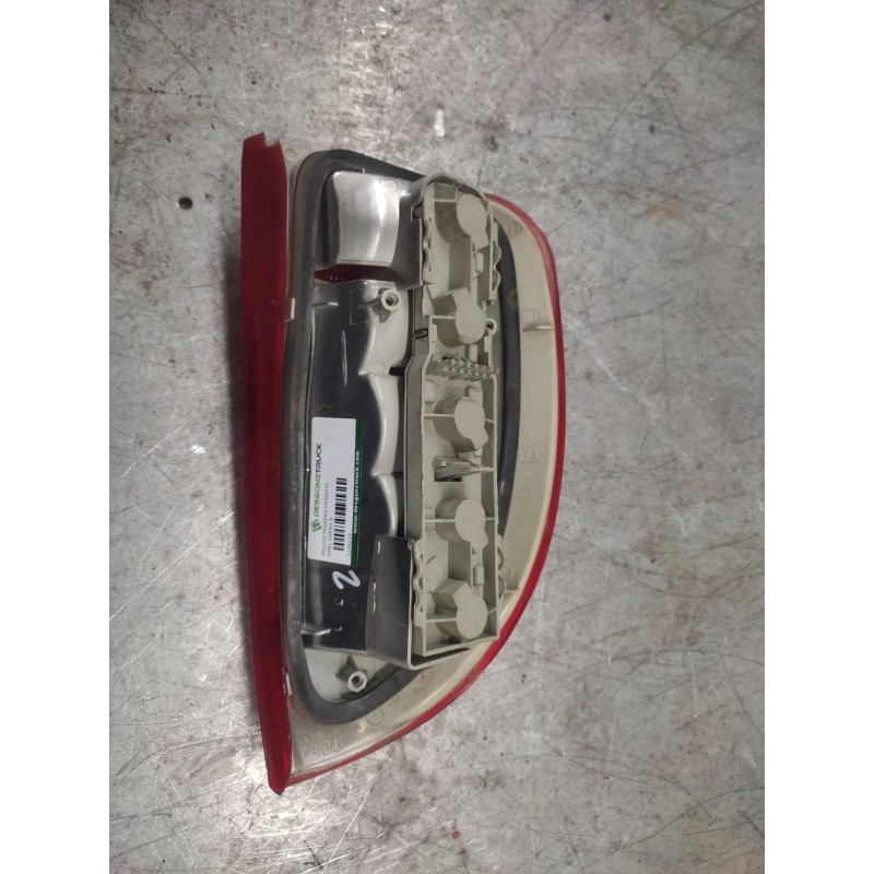 Recambio de piloto trasero derecho para opel corsa b swing referencia OEM IAM - Rojo 3