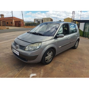 renault scenic ii del año 2004