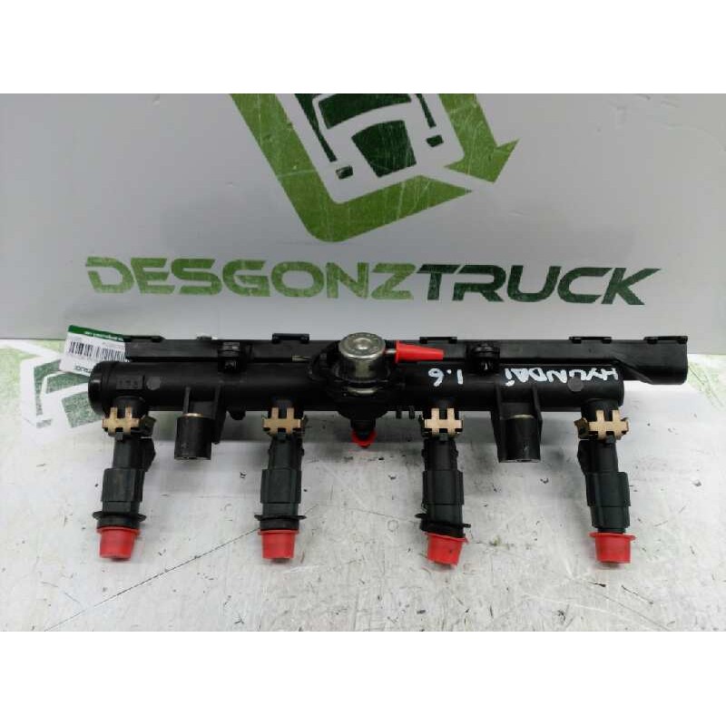 Recambio de rampa inyectora para hyundai lantra berlina (rd) 1.6 gl referencia OEM IAM 0280151071 BOSCH 2