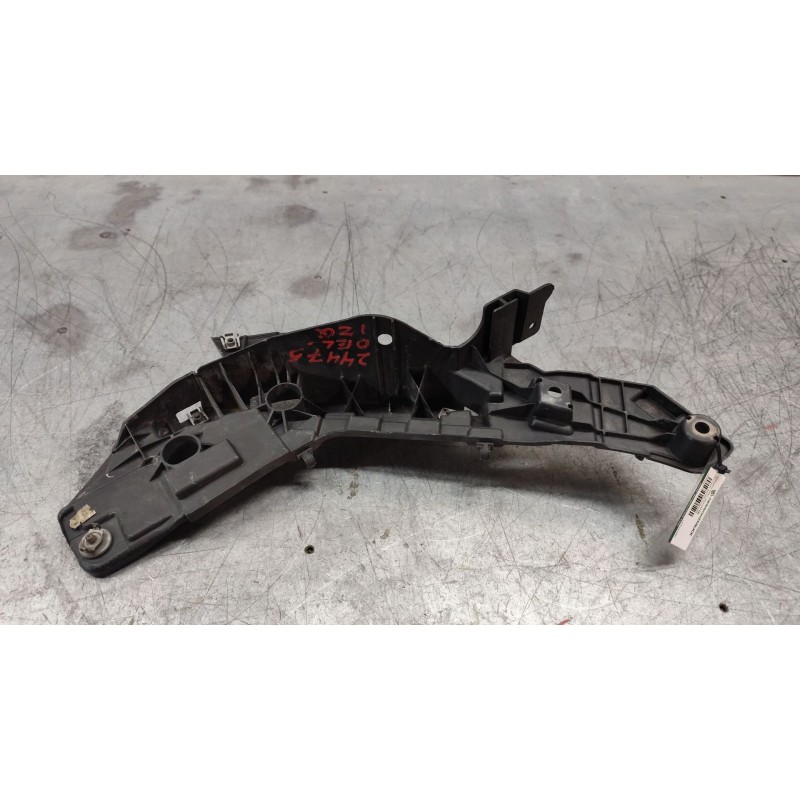 Recambio de soporte faro izquierdo para peugeot boxer furgoneta 2.0 bluehdi 130 referencia OEM IAM 1375163080  