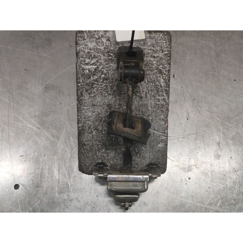 Recambio de retenedor puerta para skoda octavia ii combi (1z5) 2.0 tdi 4x4 referencia OEM IAM   