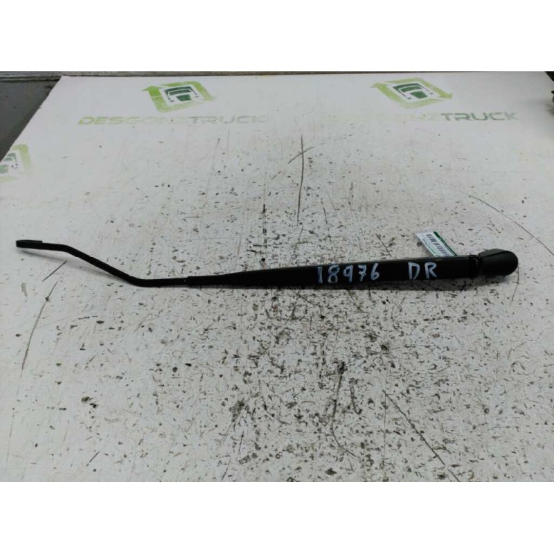 Recambio de brazo limpia delantero derecho para citroën c2 furio referencia OEM IAM   