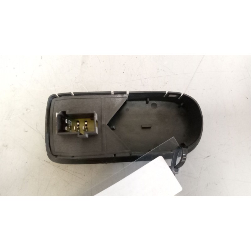 Recambio de mando elevalunas delantero derecho para daf serie xf105.460 12.9 diesel referencia OEM IAM 1693129 - Blanco 4