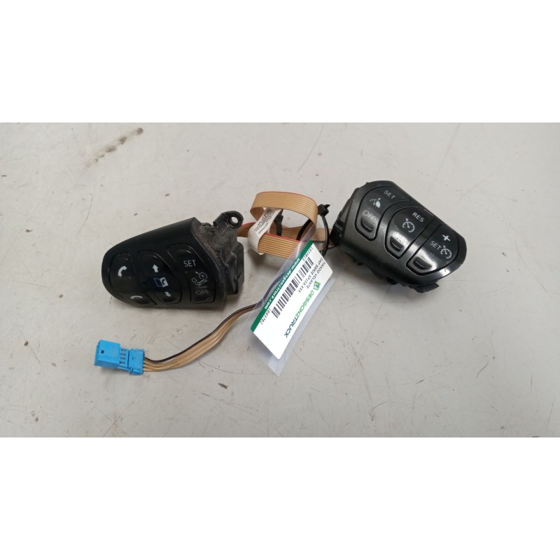 Recambio de mando volante para daf serie xf105.xxx 12.9 diesel referencia OEM IAM 1693762  