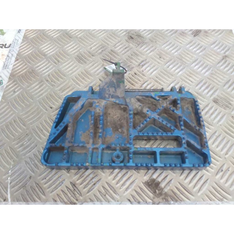 Recambio de peldaño frontal para volvo fh 12 2002  fsa xlow 4x2 corto referencia OEM IAM   