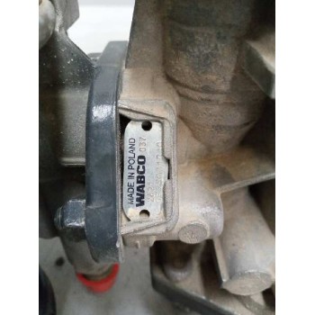 Recambio de valvula aire para iveco stralis (as) referencia OEM IAM 4324260020 9325001010 VALVULA SECADORA