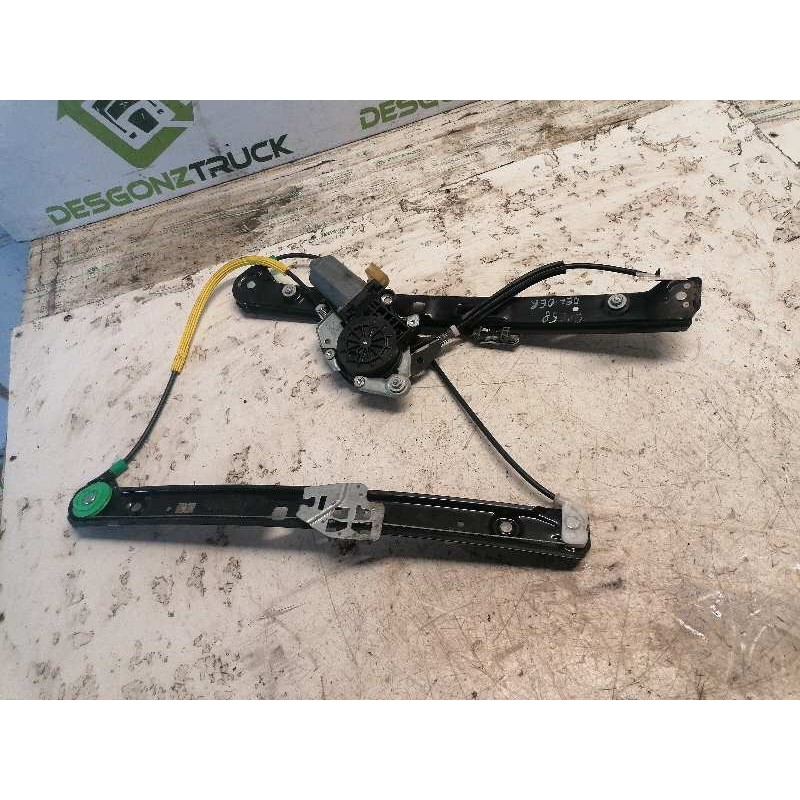 Recambio de elevalunas delantero derecho para bmw serie 3 berlina (e46) 318i referencia OEM IAM 676283620640 2 PINS 