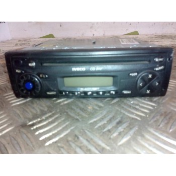 Recambio de sistema audio / radio cd para iveco stralis (as) fsa t / fp lt 4x2 gran espacio referencia OEM IAM 41221017 BLAUPUNK