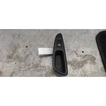 MANDO ELEVALUNAS TRASERO DERECHO 96573850XT 4 PINS 