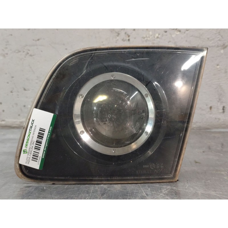 Recambio de piloto trasero derecho interior para mazda 3 berlina (bk) 1.6 crdt active referencia OEM IAM - Negro 3