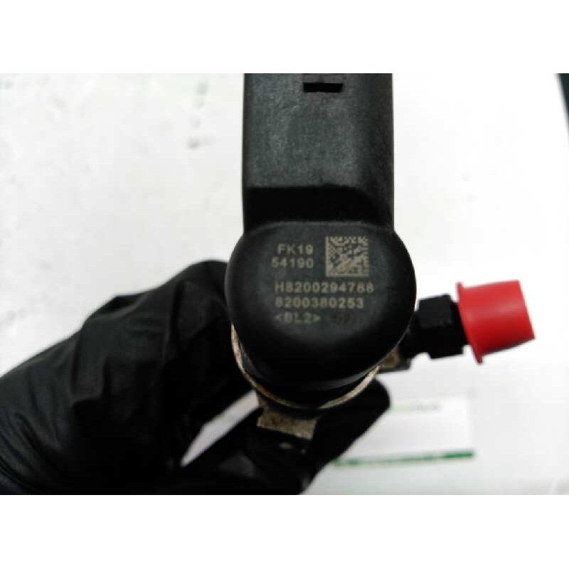 Recambio de inyector para renault megane ii berlina 3p confort expression referencia OEM IAM 8200380253 2