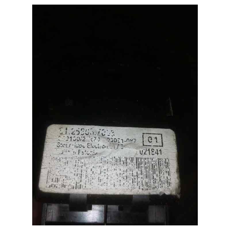 Recambio de mando elevalunas delantero izquierdo para man tg - a 18.430 10.5 diesel referencia OEM IAM - Blanco 2