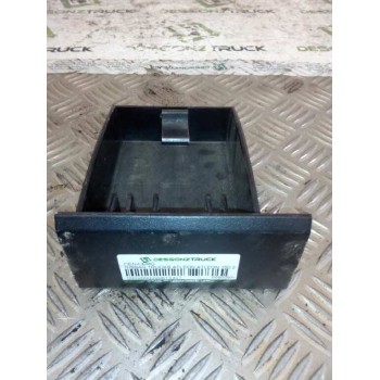 Recambio de cenicero para nissan trucks atleon atleon 150.21 referencia OEM IAM 688009X400 44390601 