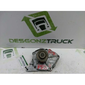 Recambio de bomba agua para renault megane ii berlina 3p confort expression referencia OEM IAM 8200558733  