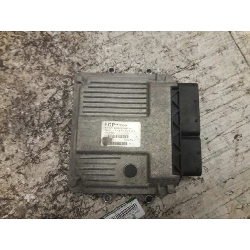Recambio de centralita motor uce para fiat punto berlina (188) 1.3 16v multijet feel referencia OEM IAM 55186608 485SZNH6B 71600 - Rojo