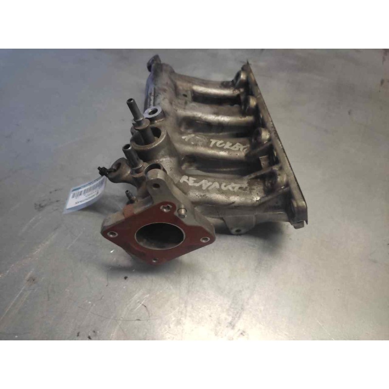 Recambio de colector admision para renault clio iii 1.2 16v referencia OEM IAM 8200720527B 2