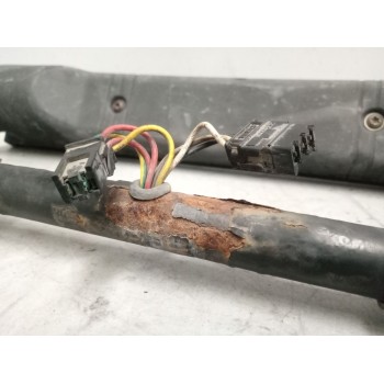 Recambio de brazo retrovisor derecho para renault magnum ab diesel referencia OEM IAM   