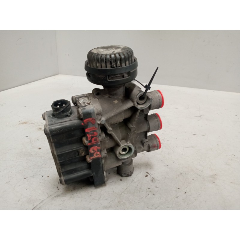 Recambio de valvula aire para iveco stralis (as) 12.9 diesel referencia OEM IAM 4728800300 - Blanco 3