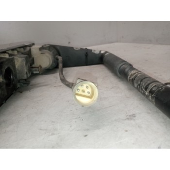 Recambio de brazo retrovisor izquierdo para renault magnum ab diesel referencia OEM IAM   