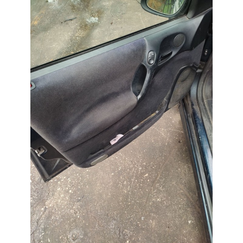 opel vectra b berlina del año 2001