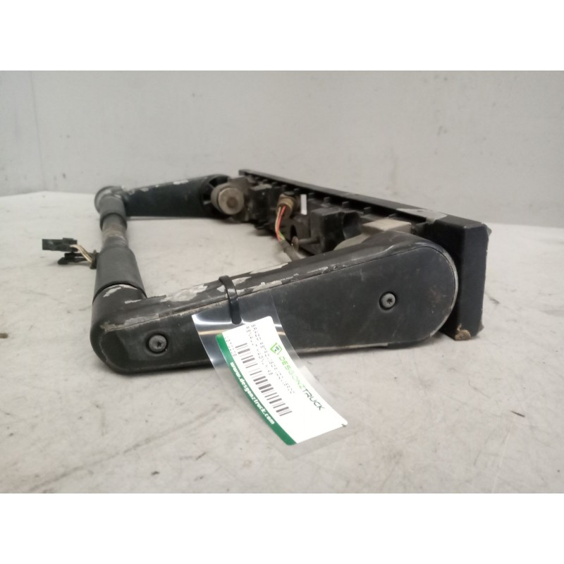Recambio de brazo retrovisor izquierdo para renault magnum ab diesel referencia OEM IAM - Blanco 5