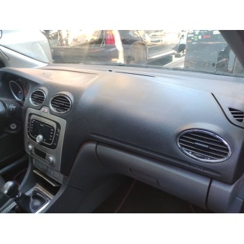 ford focus berlina (cap) del año 2008