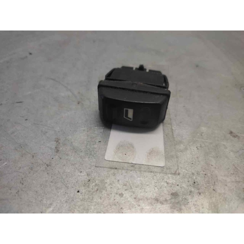 Recambio de mando elevalunas delantero izquierdo para citroën xsara picasso 1.6 hdi 90 exclusive referencia OEM IAM   5 PINS - Gris