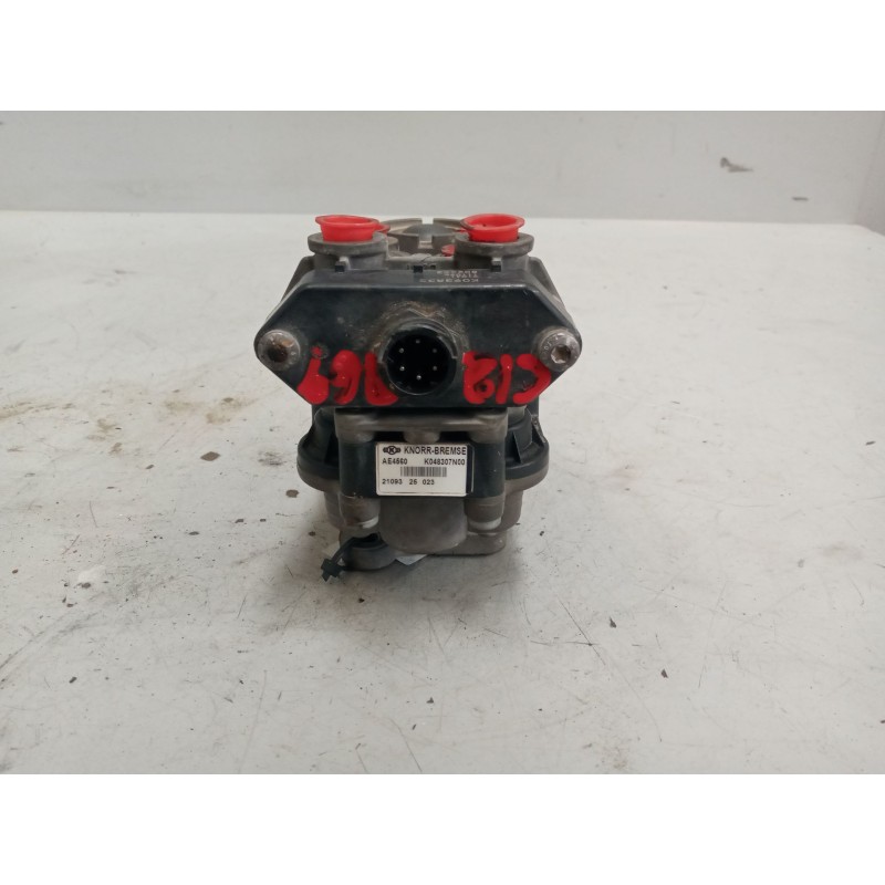 Recambio de valvula aire para iveco stralis (as) 12.9 diesel referencia OEM IAM AE4560 VALVULA SEXTUPLE K0483307N00 - Blanco 4