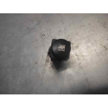 Recambio de boton bloqueo elevalunas traseros para citroën xsara picasso 1.6 hdi 90 exclusive referencia OEM IAM   6 PINS
