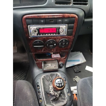 opel vectra b berlina del año 2001