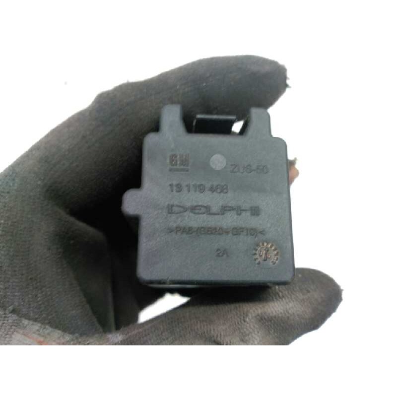 Recambio de rele electroventiladores para opel astra gtc cosmo referencia OEM IAM 19119468 - Negro 2