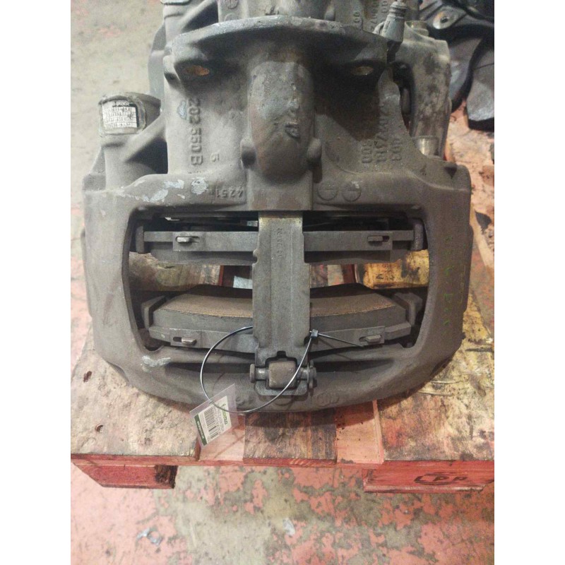 Recambio de pinza freno delantera derecha para mercedes-benz actros bm 963.xxx 2-achser referencia OEM IAM A9604200601 K0082434 