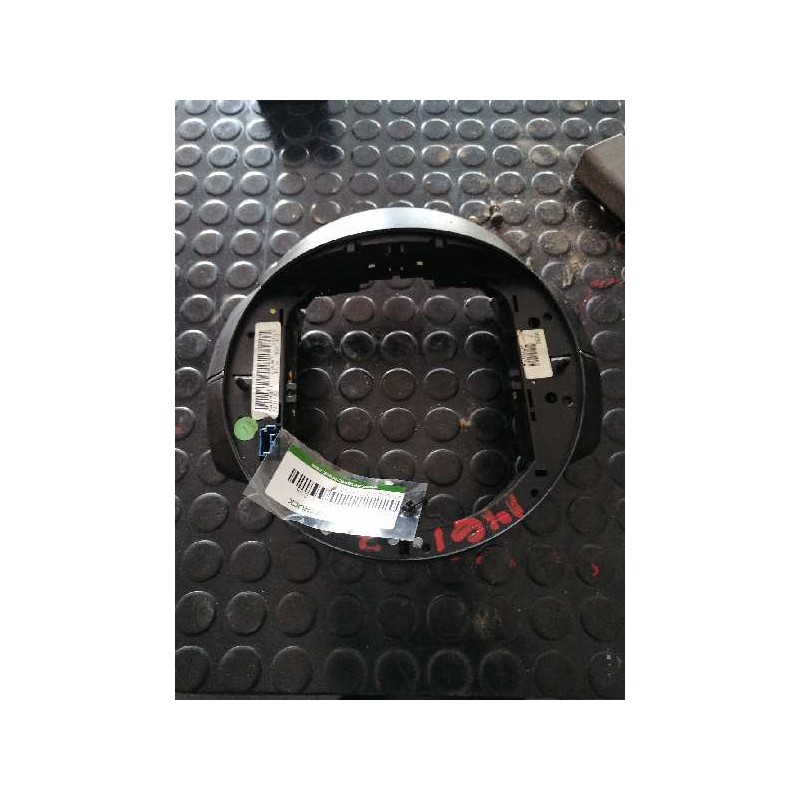 Recambio de mando volante para citroën c4 coupe vtr referencia OEM IAM - Negro 2