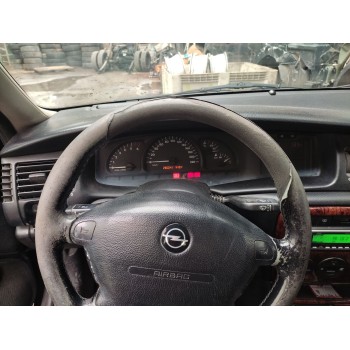 opel vectra b berlina del año 2001