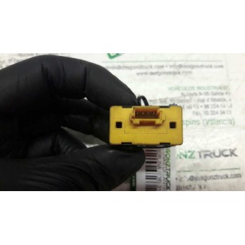 Recambio de mando elevalunas delantero derecho para bmw serie 3 berlina (e36) 316i referencia OEM IAM   