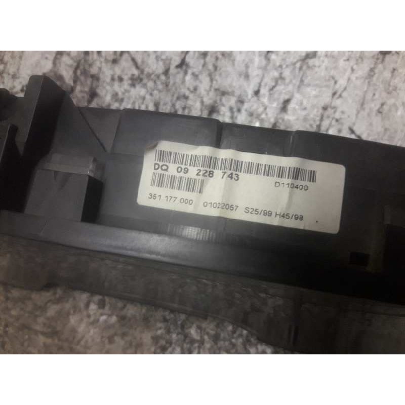 Recambio de cuadro instrumentos para opel astra g berlina club referencia OEM IAM 351177000 01022057 DQ09228743 - Gris 3
